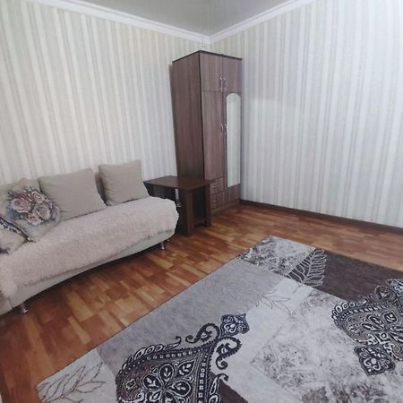 Apartament Комфортная Квартира Для 2Х Персон Biszkek Zewnętrze zdjęcie