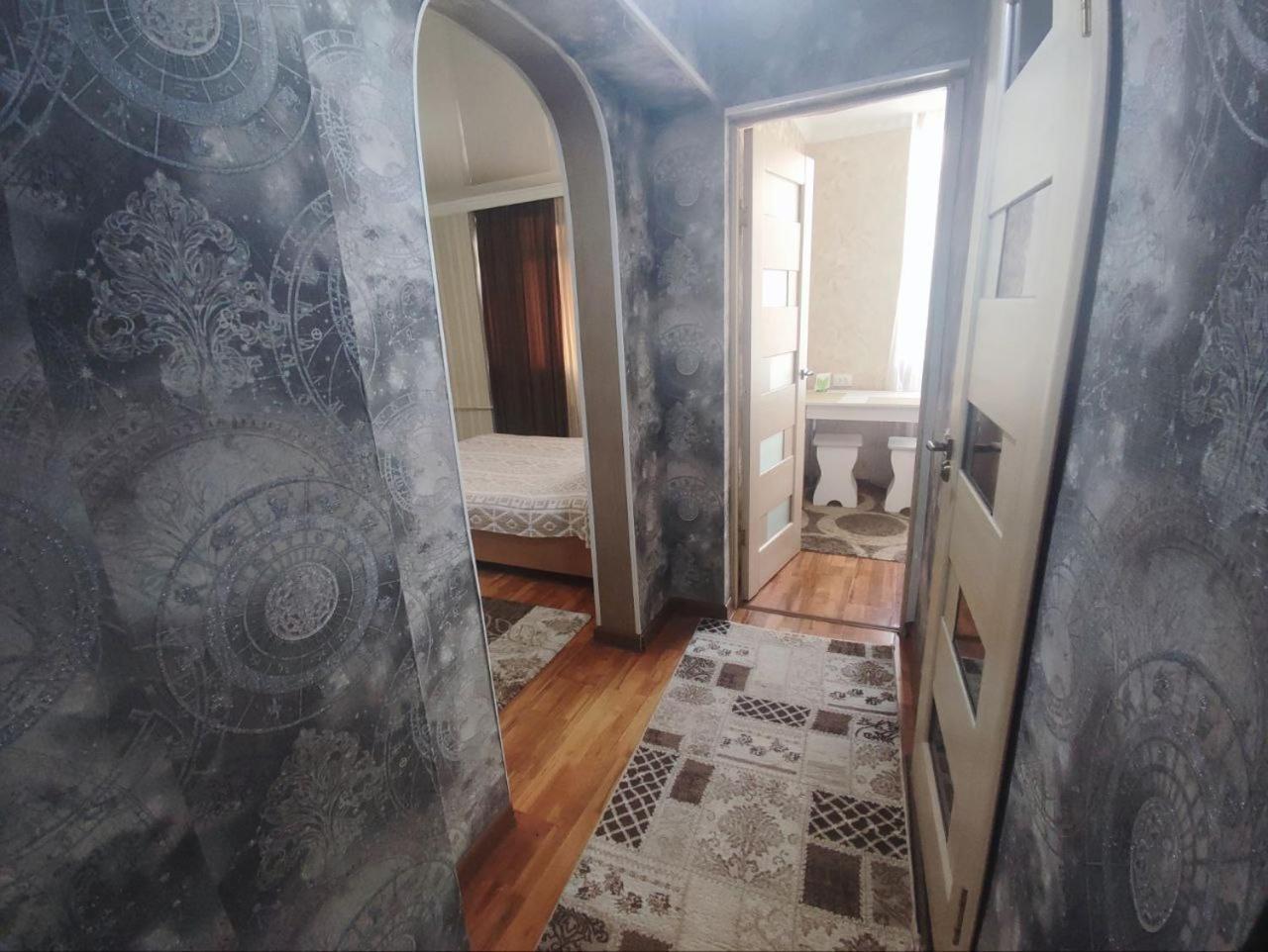 Apartament Комфортная Квартира Для 2Х Персон Biszkek Zewnętrze zdjęcie
